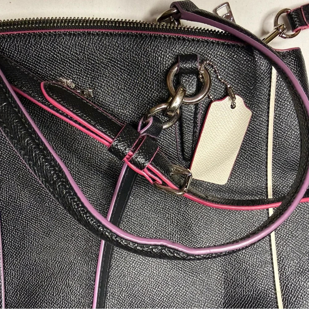 Coach Christie Carryall Satchel Small Black/Pink/White Edging w/Hangtag - Picture 4 of 13